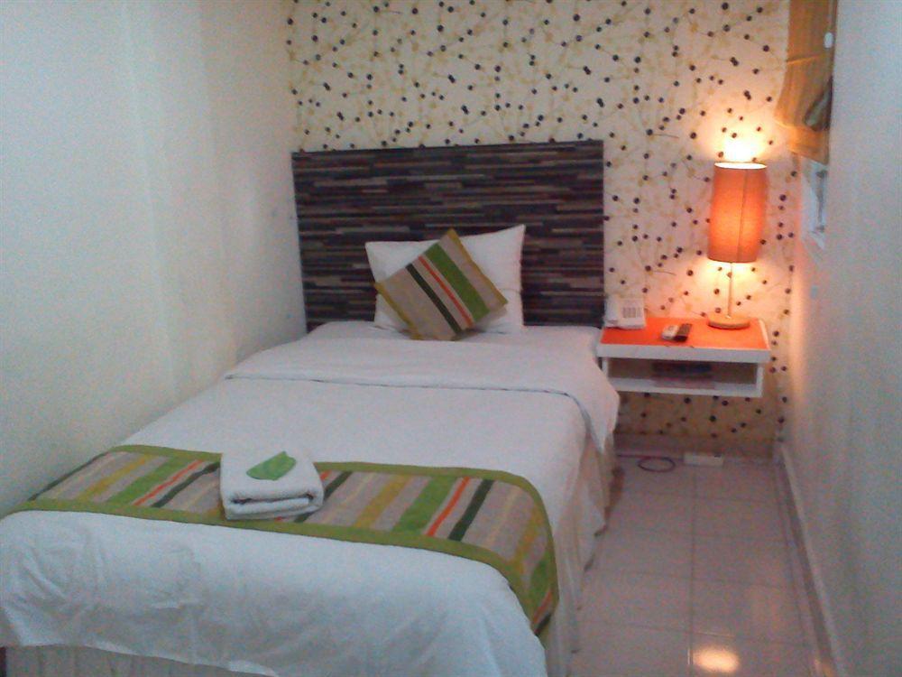 Santosa City Hotel Denpasar Zewnętrze zdjęcie