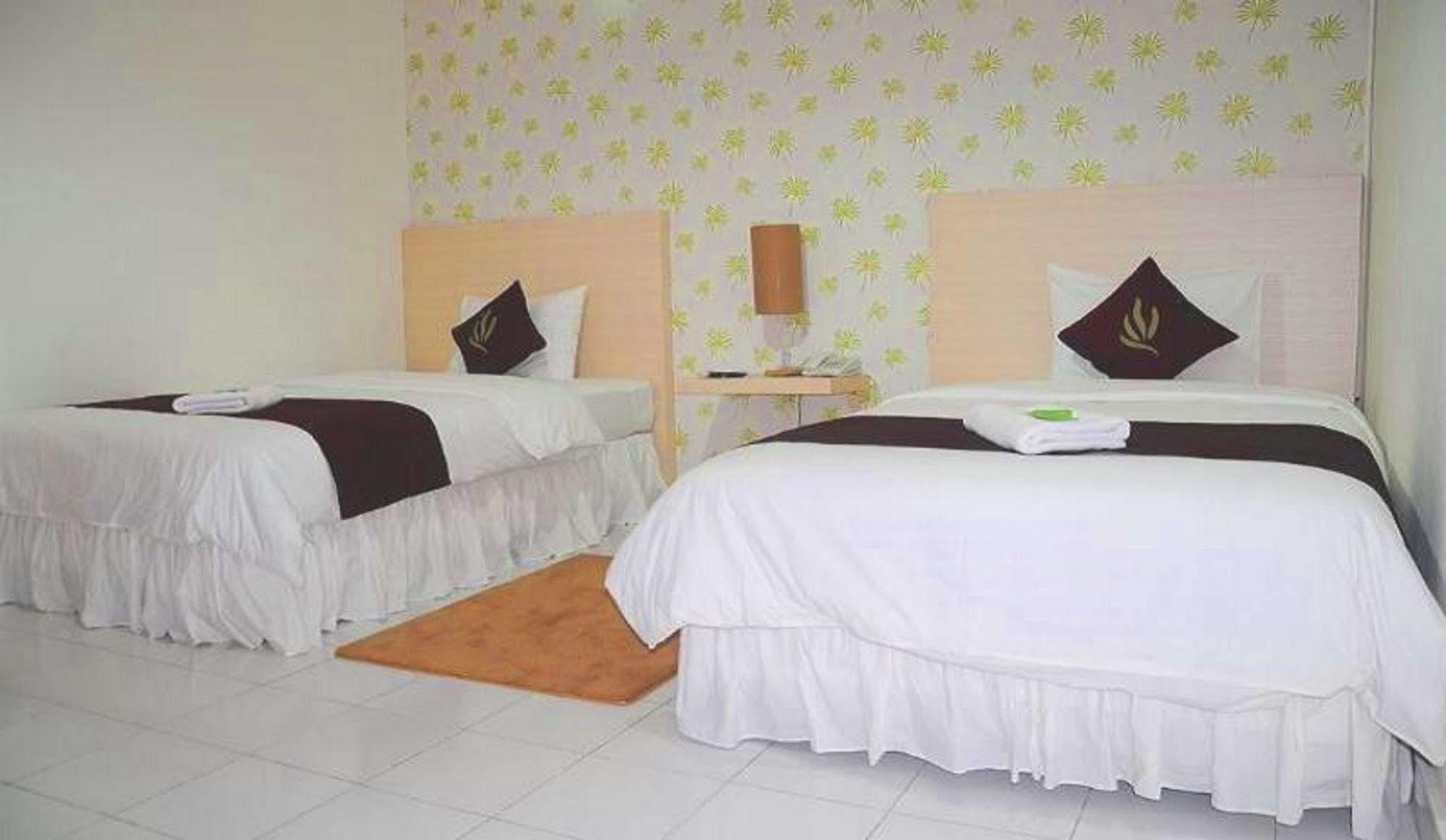 Santosa City Hotel Denpasar Zewnętrze zdjęcie